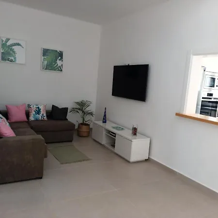 Apartamentos Falcon Tinajo Exterior photo