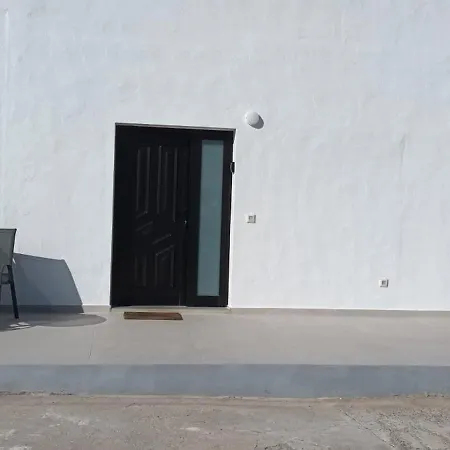 Apartamentos Falcon Tinajo Exterior photo