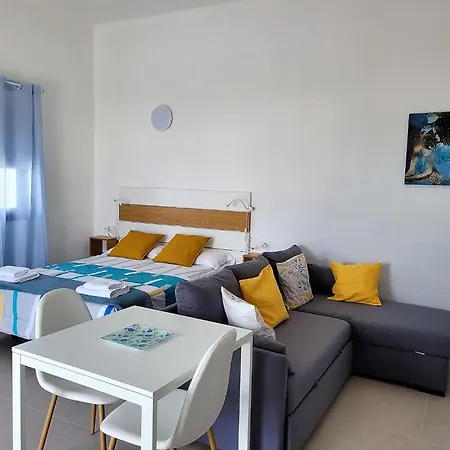 Apartamentos Falcon Tinajo Exterior photo