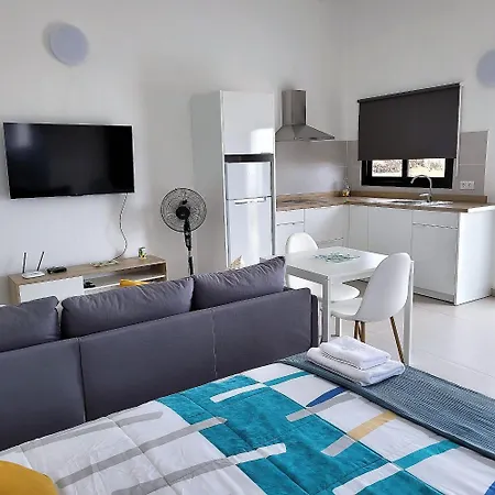 Apartamentos Falcon Tinajo Exterior photo